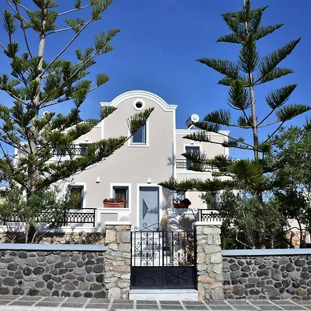 Serene Villa Kamári