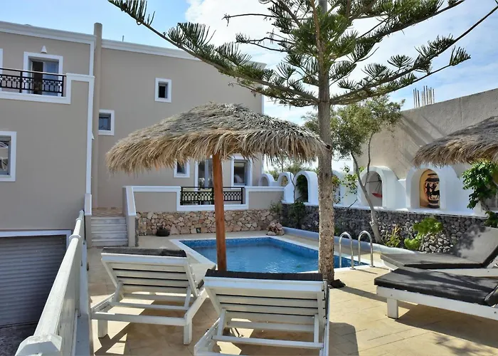 فيلة Serene Kamári